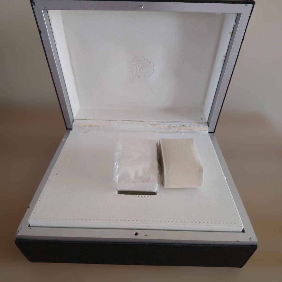 IWC 腕時計用純正空箱　ウォッチケース　冊子セット(ジャンク品) — image 5