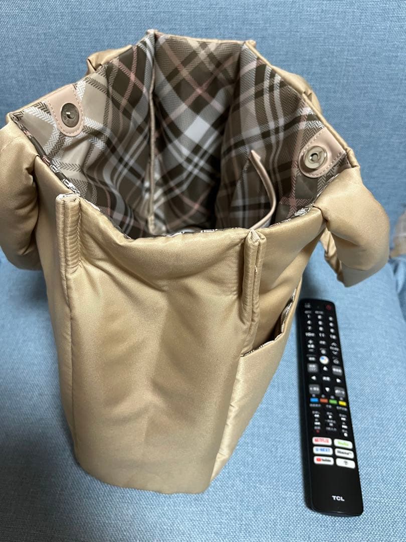コメダ珈琲　ベージュ チェック柄 トートバッグ — image 2