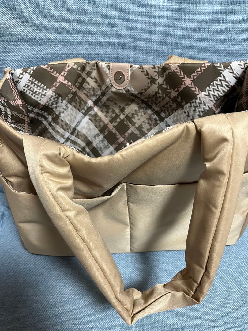コメダ珈琲　ベージュ チェック柄 トートバッグ — image 3