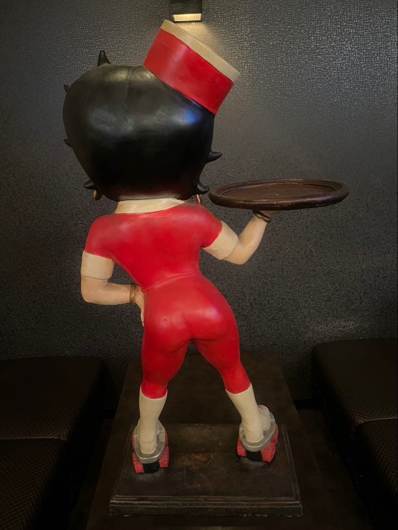Betty Boop ローラースケート ウェイトレス フィギュア — image 2