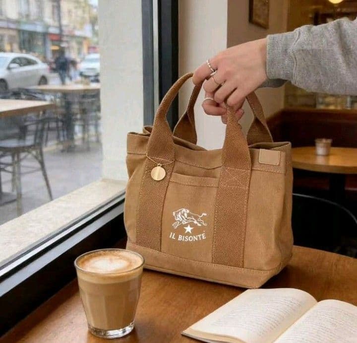 ★新品★キャメル地ハンドバッグ — image 2