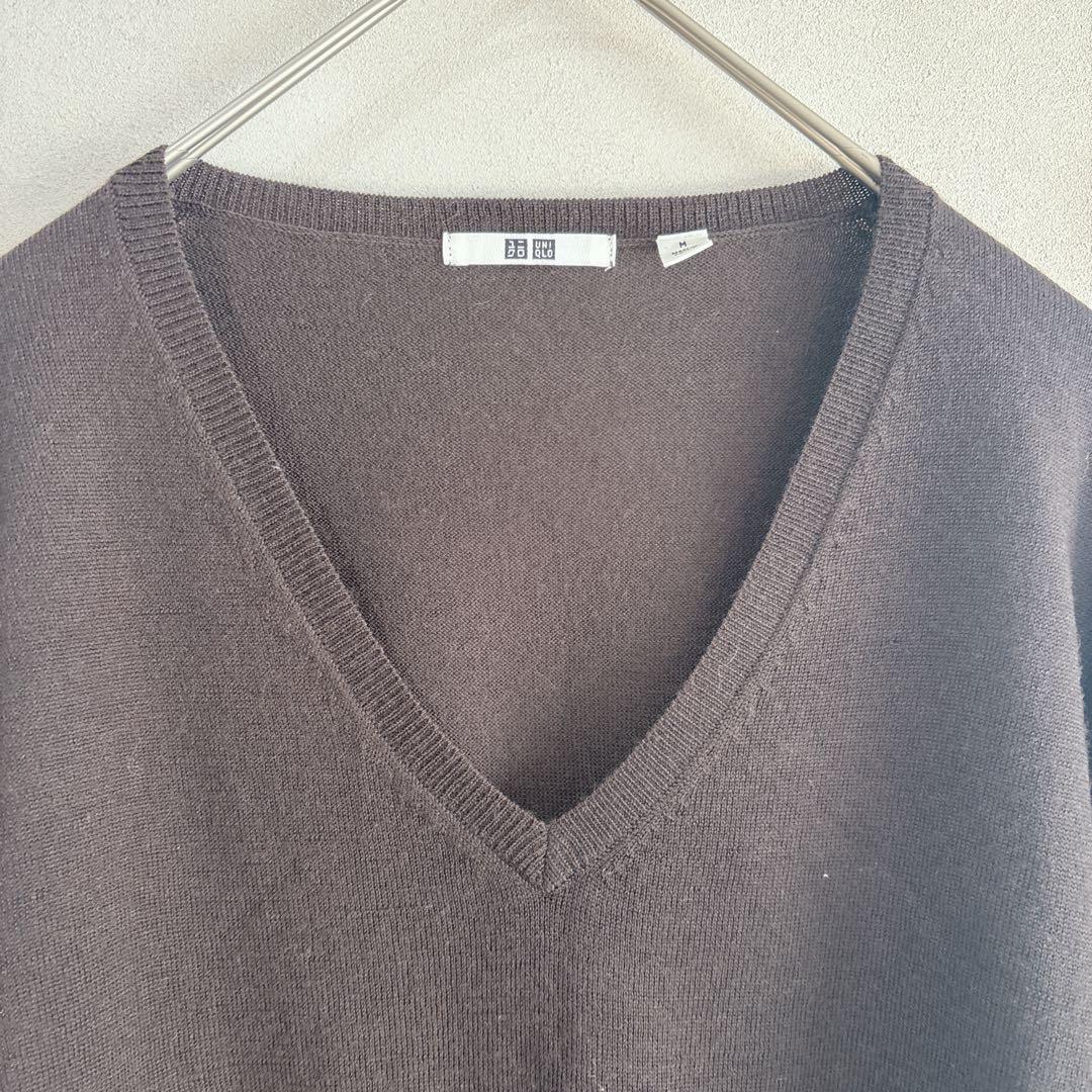 518 UNIQLO ユニクロ　Vネック　長袖ニット　ウール100% 濃茶　M — image 3