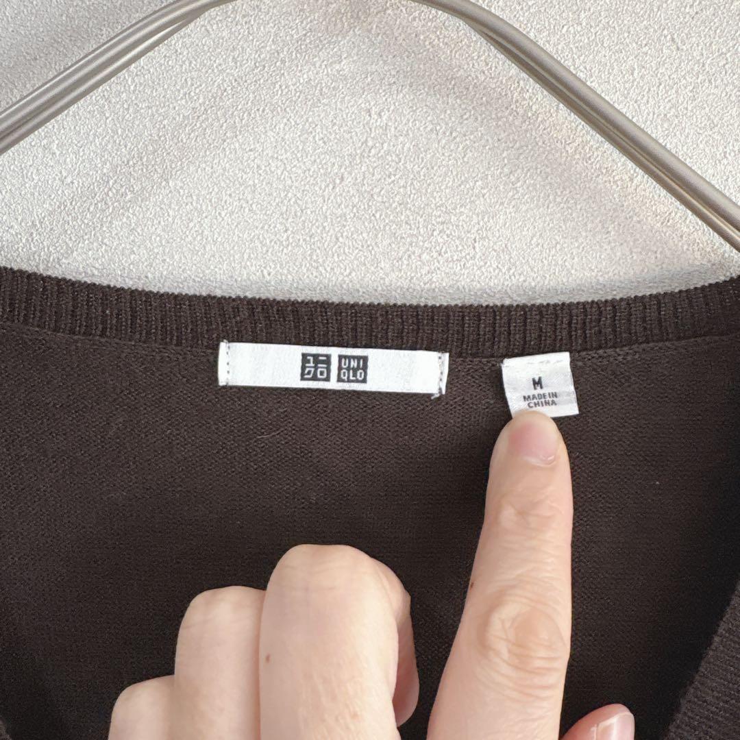 518 UNIQLO ユニクロ　Vネック　長袖ニット　ウール100% 濃茶　M — image 4