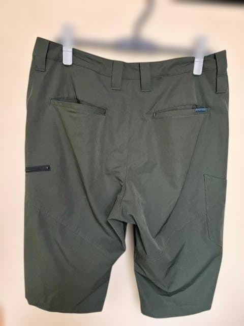 メンズ ショートパンツ ジッパーポケット付き　ストレッチ — image 2