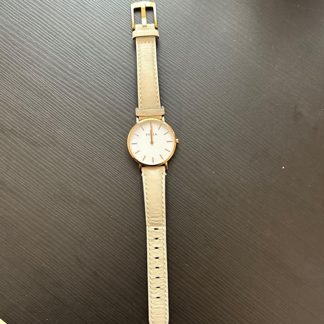FURLA ベージュ　腕時計　ジャンク — image 2