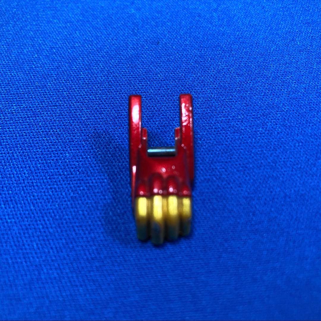 百獣戦隊ガオレンジャー DXガオライオン パーツ 足 片方 当時品 — image 2