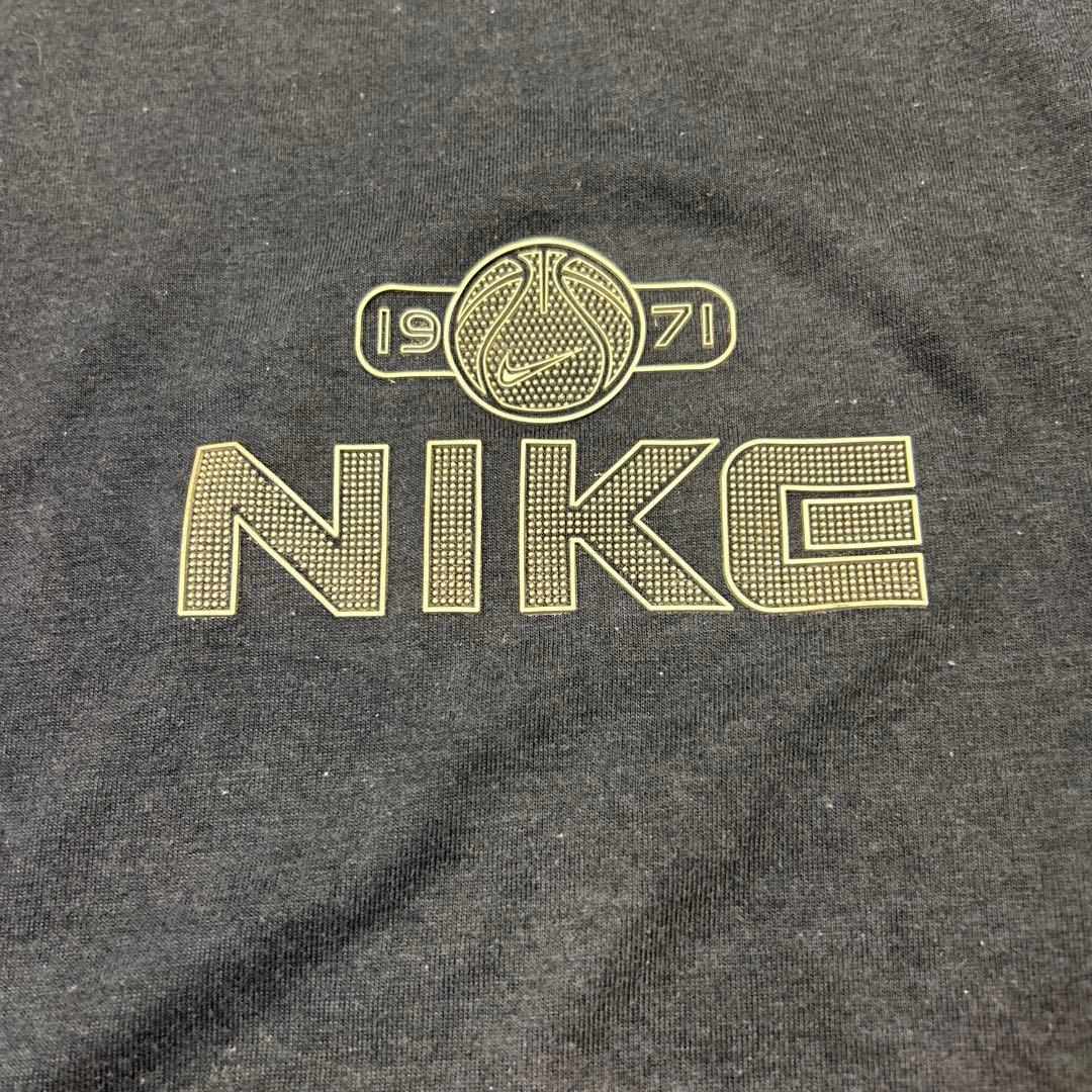 ナイキ NIKE 半袖Tシャツ　ネイビー 1971 バスケットボールロゴ — image 3