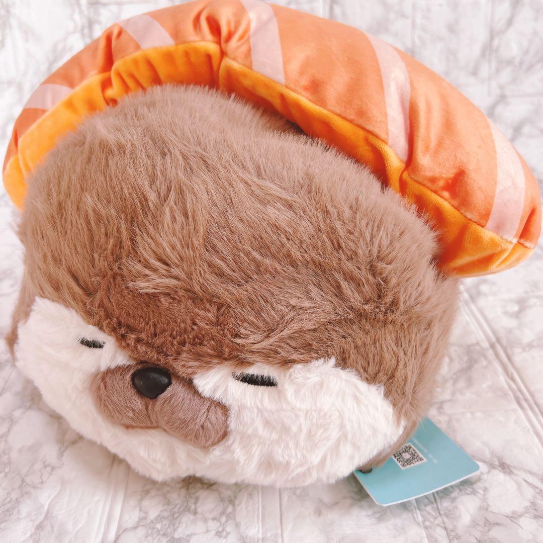⁠激レア✨ カワウソ お寿司 ぬいぐるみ クッション サーモン 32cm⁠ — image 3
