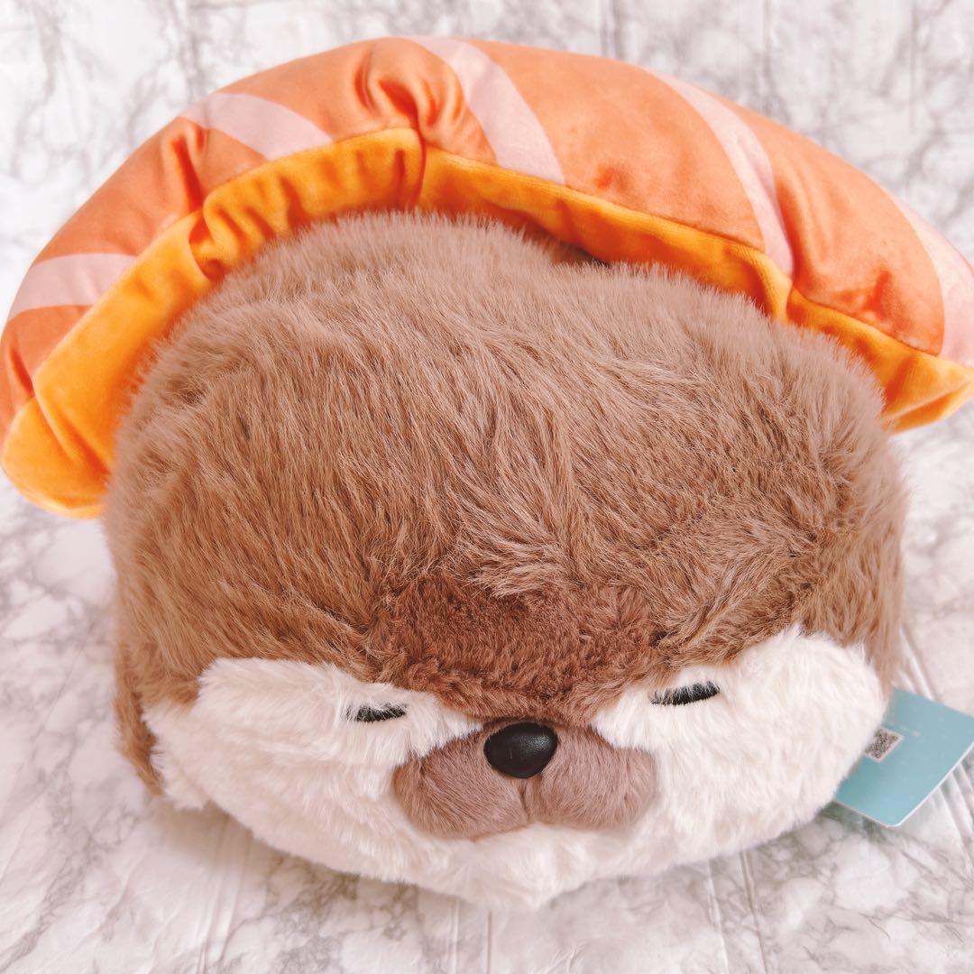 ⁠激レア✨ カワウソ お寿司 ぬいぐるみ クッション サーモン 32cm⁠ — image 4