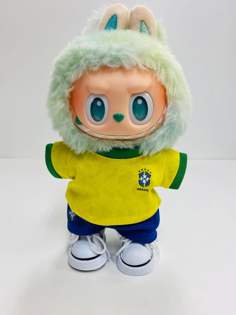 ラブブぬいぐるみ服 3点セット ブラジル サッカーユニフォーム 靴付き 17cm — image 2
