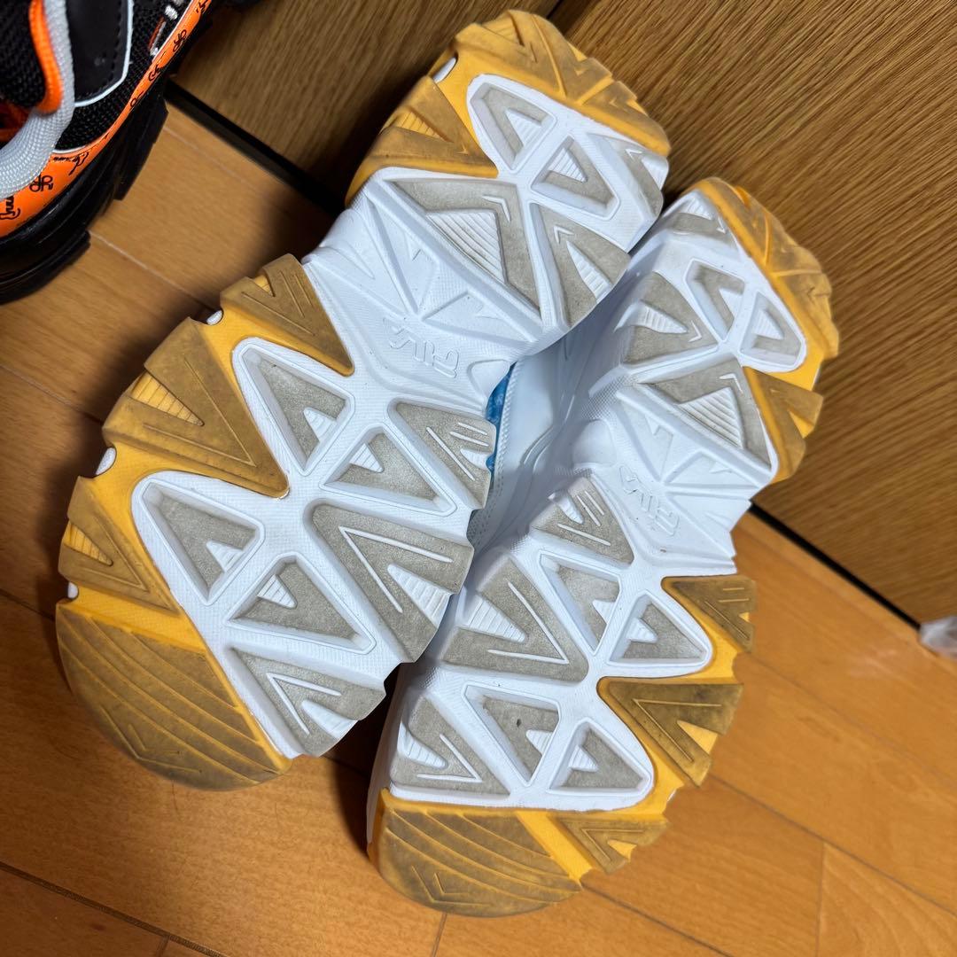 優里 FILA スニーカー 26cm 白 黒 セット — image 5