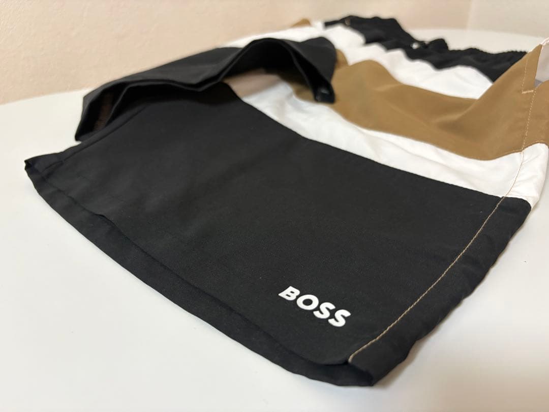 BOSS スイムショーツ マルチカラー 未使用保管品 タグ有り — image 4