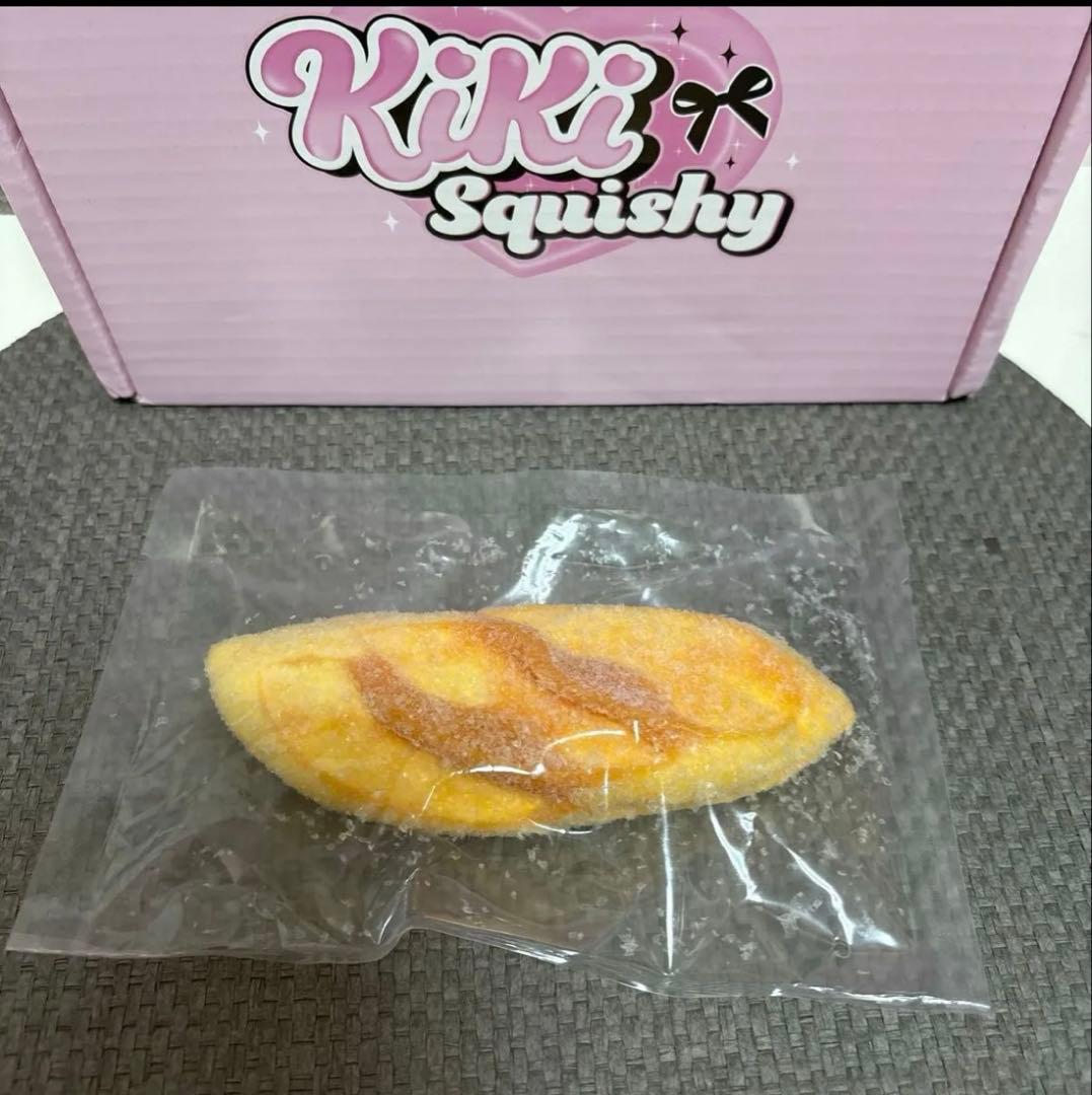 kikisquishy 粉付き生クリーム フランスパン Mサイズ スクイーズ — image 5