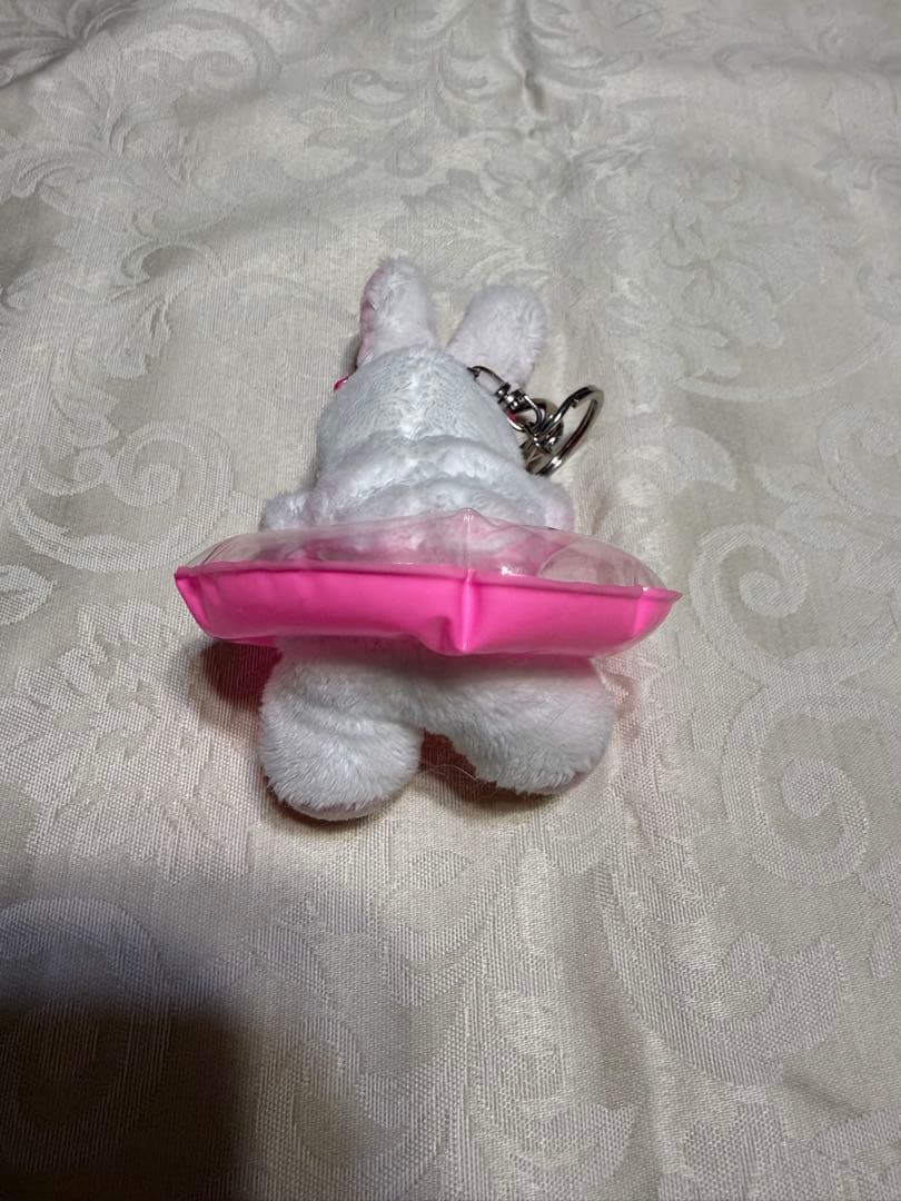 スリーコインズ　うさぎ ぬいぐるみ キーホルダー — image 2