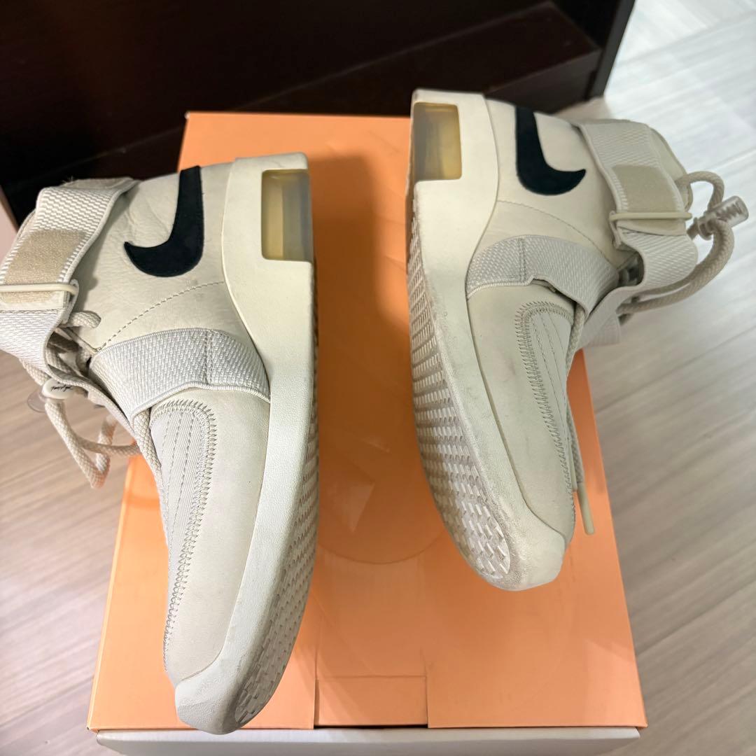 NIKE AIR FEAR OF GOD RAID LIGHT BONE — image 3