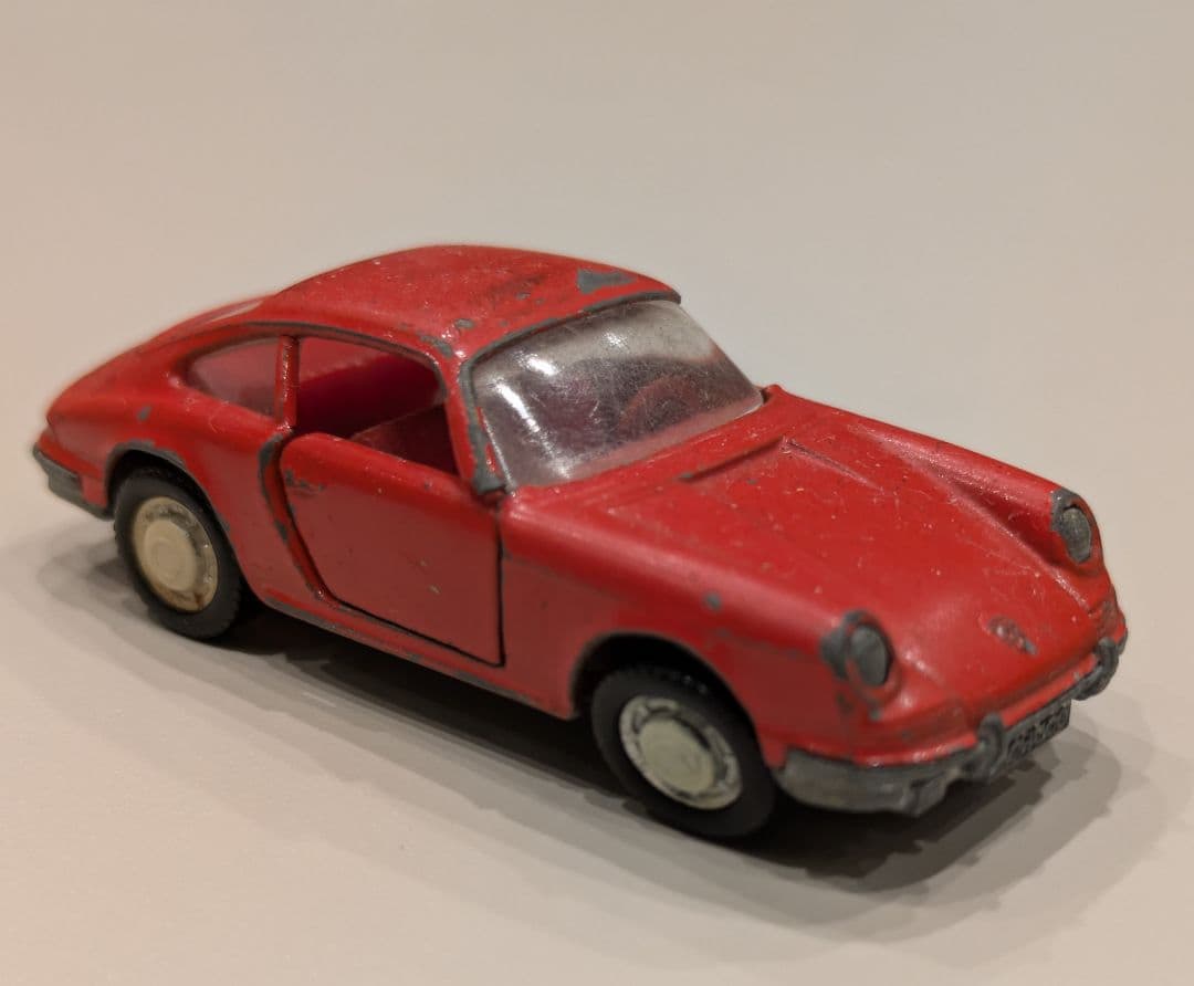 ビンテージミニカーSchuco 1:66 ナローポルシェ911S ドイツ製レッド — image 2