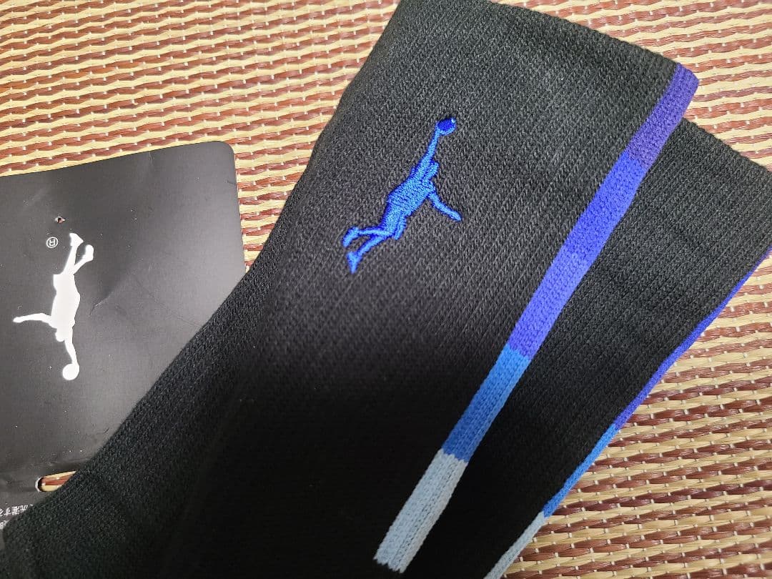 インザペイントバスケット ソックス ブラック 25-28cm — image 2