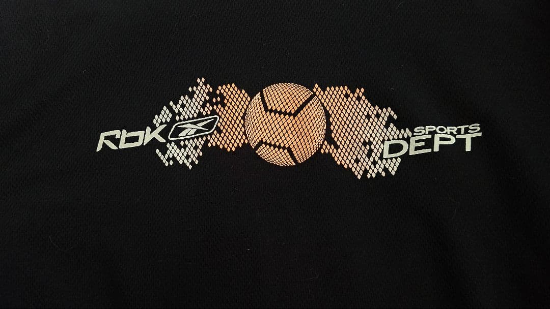 美品☆Reebok☆Tシャツ☆メンズMサイズ — image 2