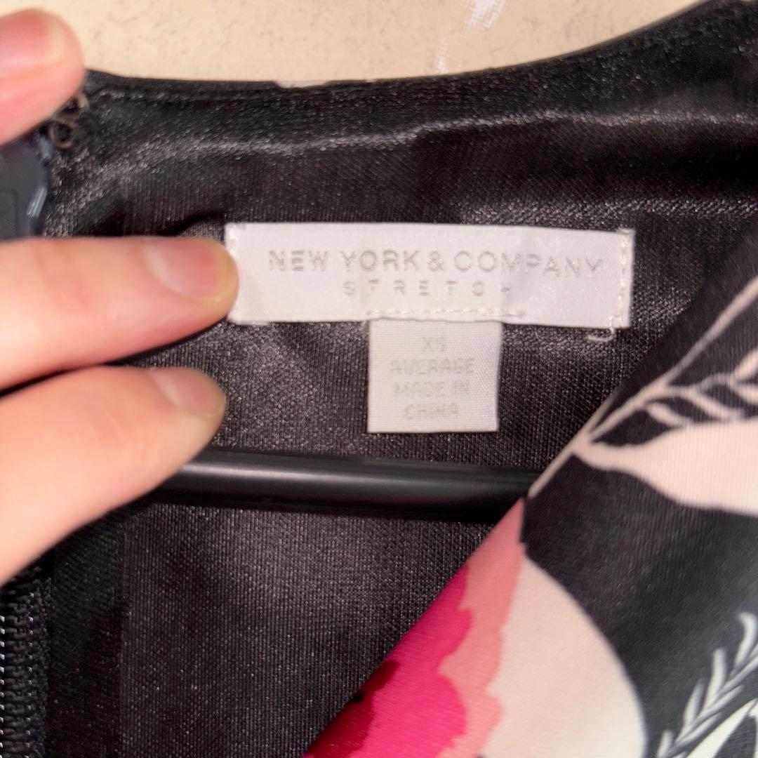 【最終SALE】NEW YORK & COMPANY フラワープリントワンピ — image 3
