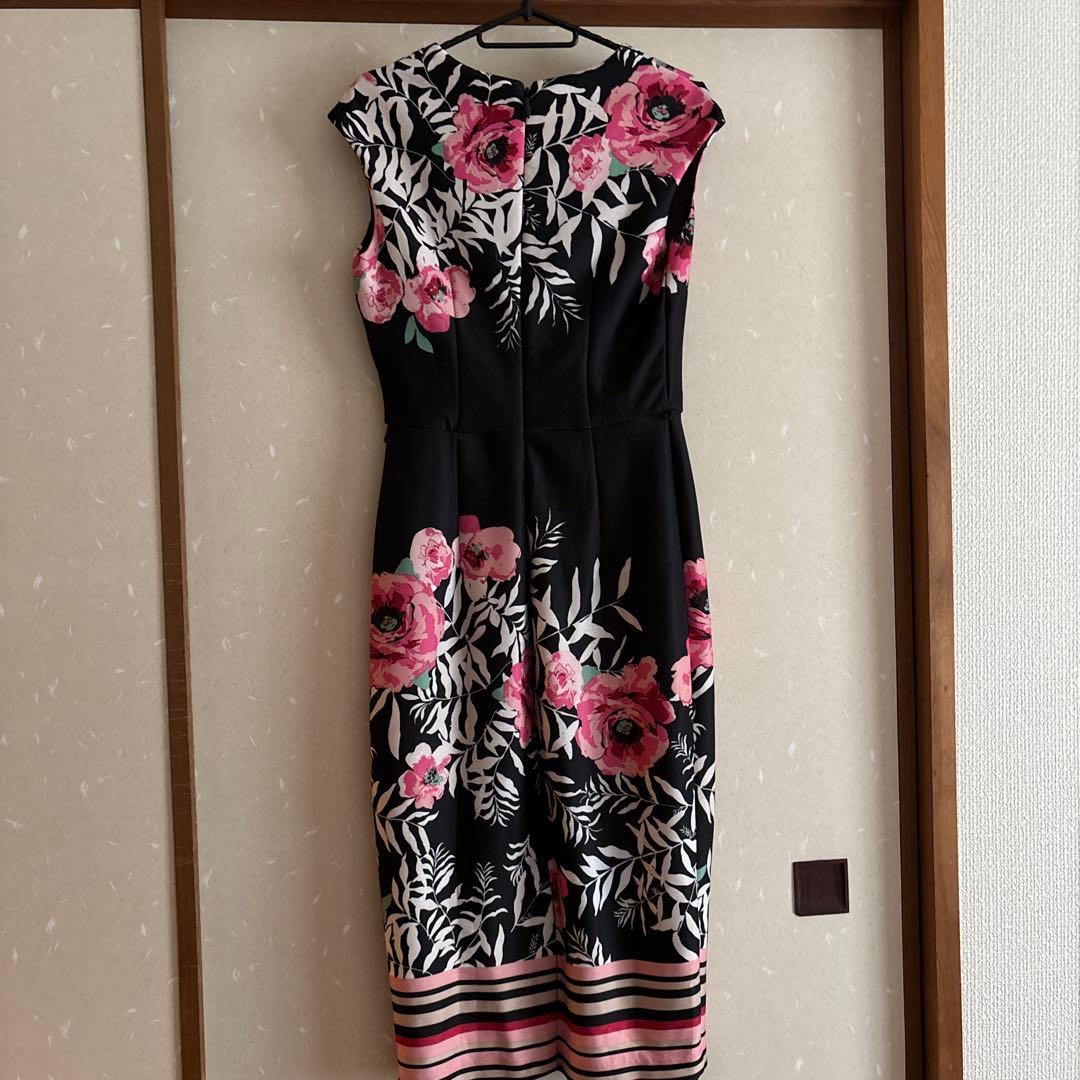 【最終SALE】NEW YORK & COMPANY フラワープリントワンピ — image 5
