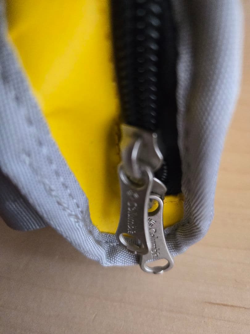 Columbia コインケース 小銭入れ イエロー — image 3