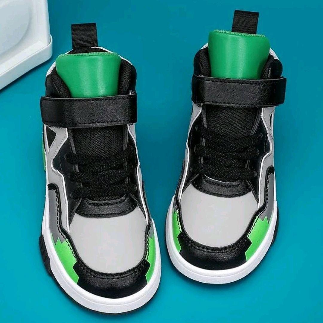 匿名配送❗️新品未使用❗️主役ブロックGameお洒落スニーカー17cm — image 5