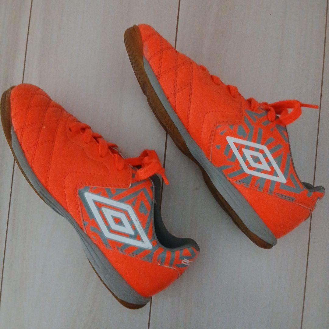 UMBRO フットサルシューズ オレンジ　21.5cm — image 2