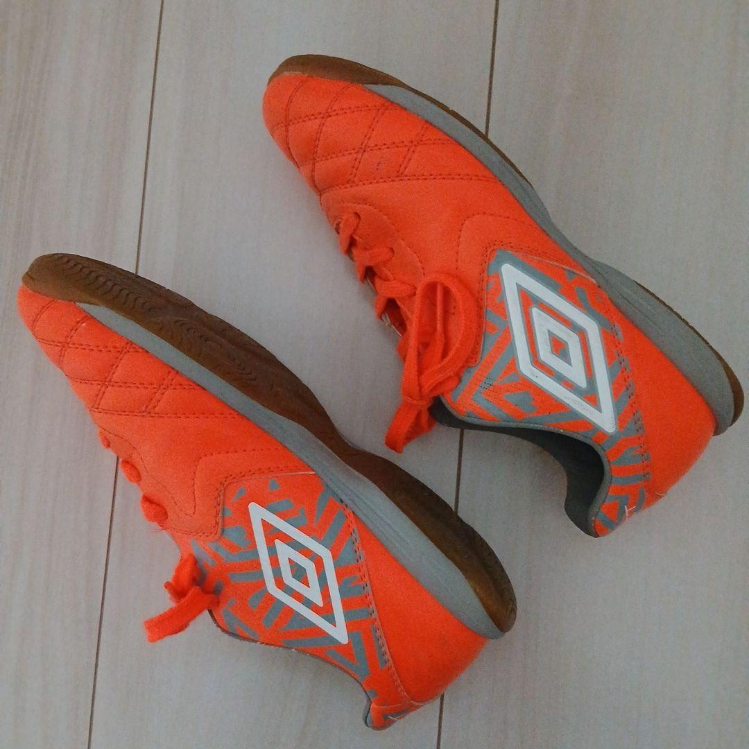 UMBRO フットサルシューズ オレンジ　21.5cm — image 3