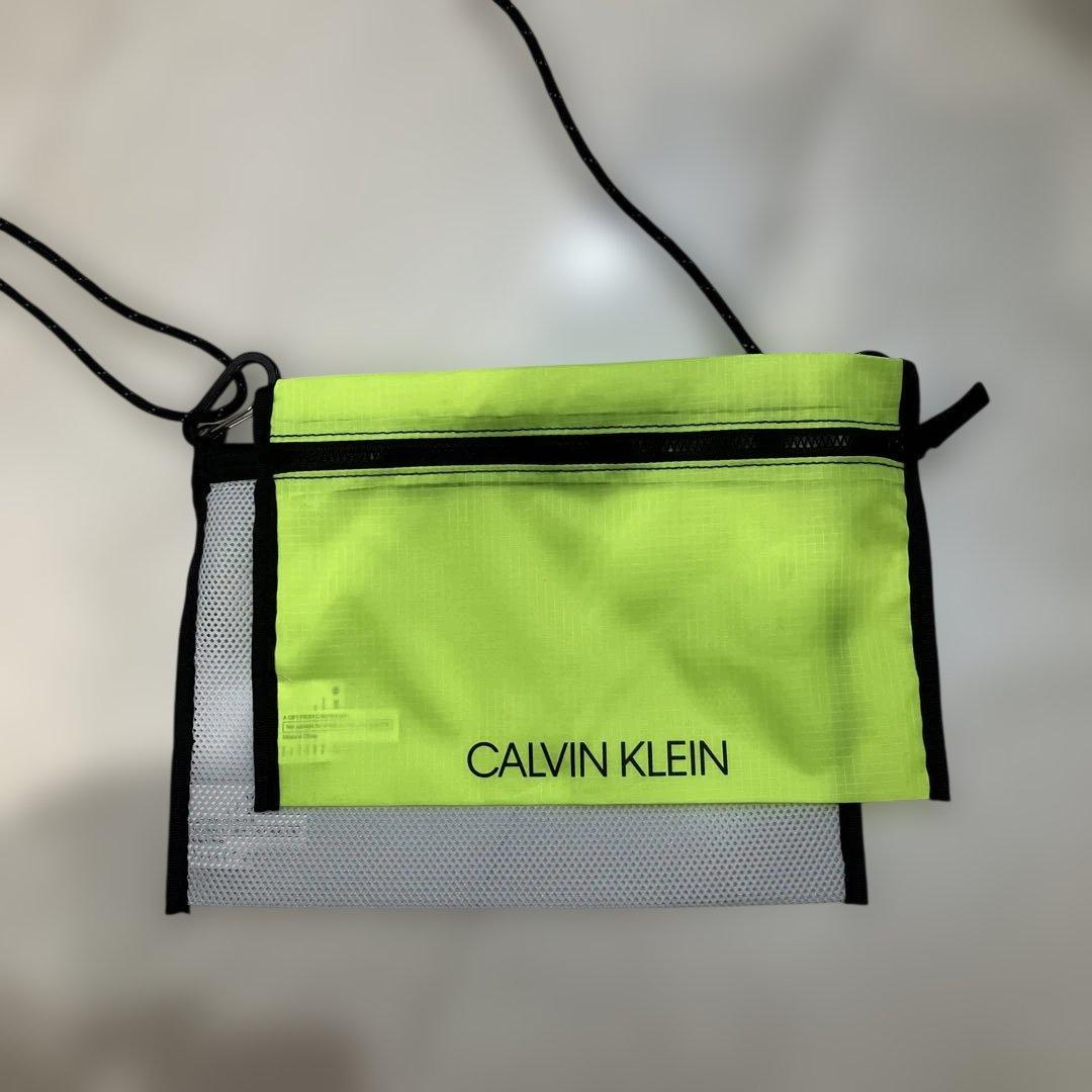 再値下げ❗️新品　未使用品　カルバンクライン　サコッシュ — image 4