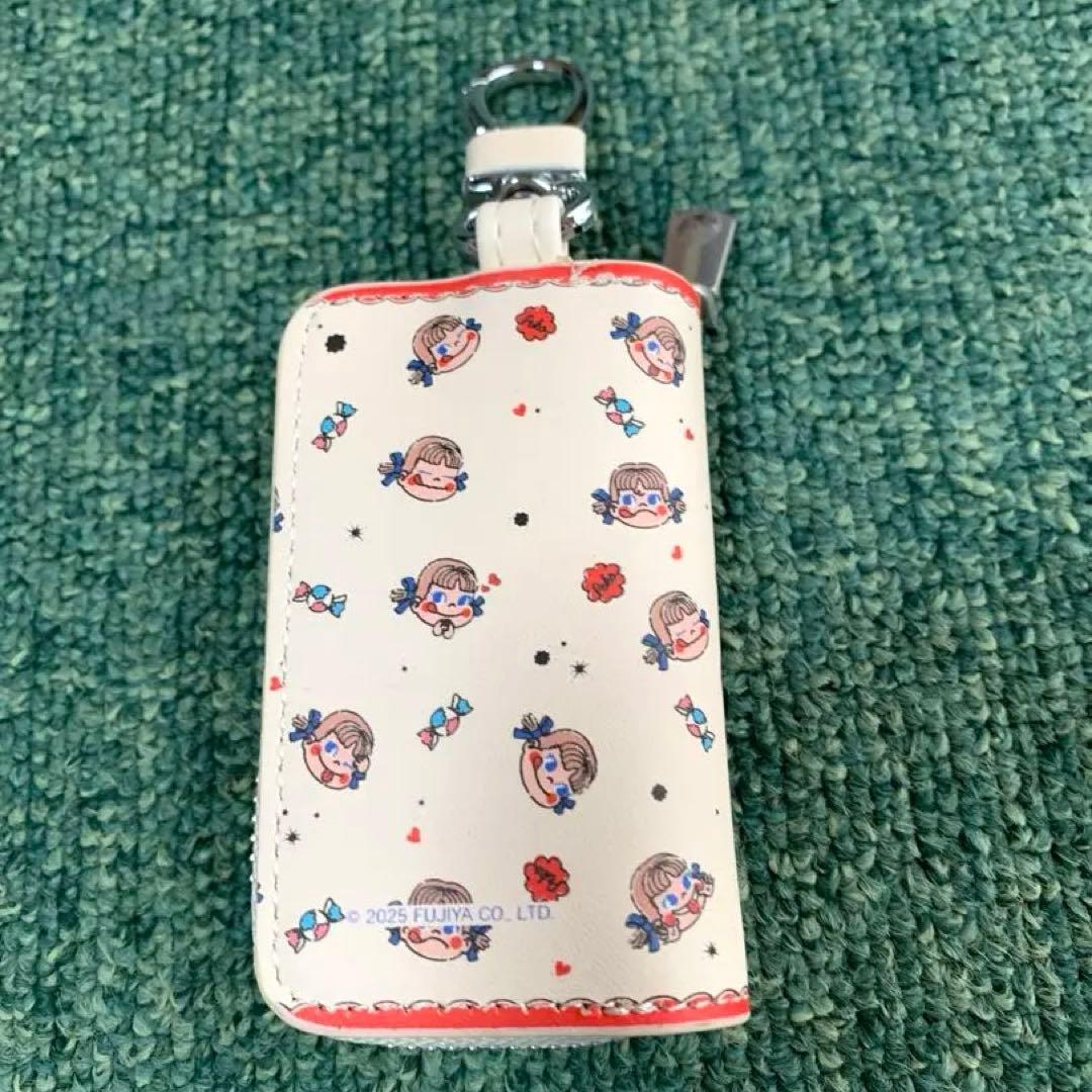 美品　不二家Milky ミルキーペコちゃん キーケース　キーホルダー — image 2