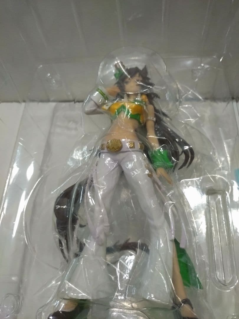 一番くじ ウマ娘 ミスターシービー フィギュア B賞 — image 2