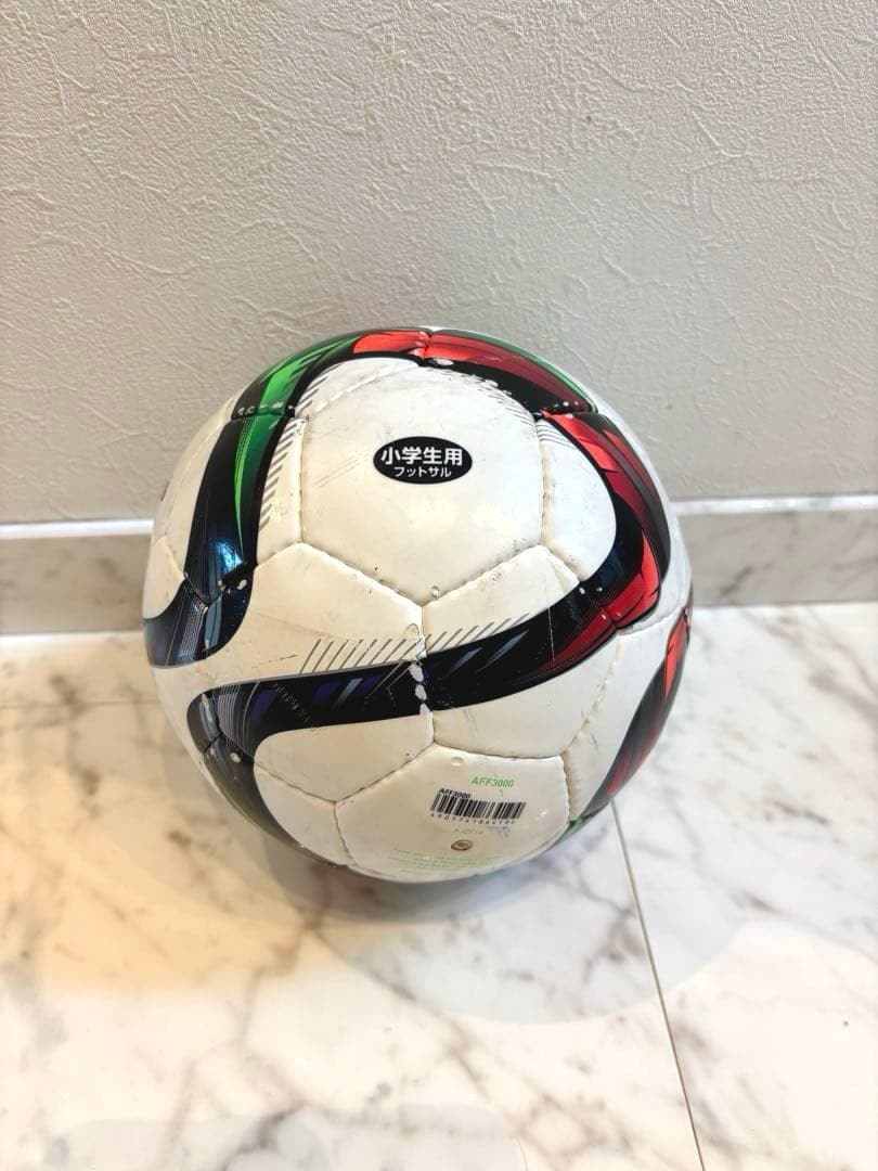 アッキー様！アディダス adidas フットサルボール 小学生用 AFF3000 — image 2