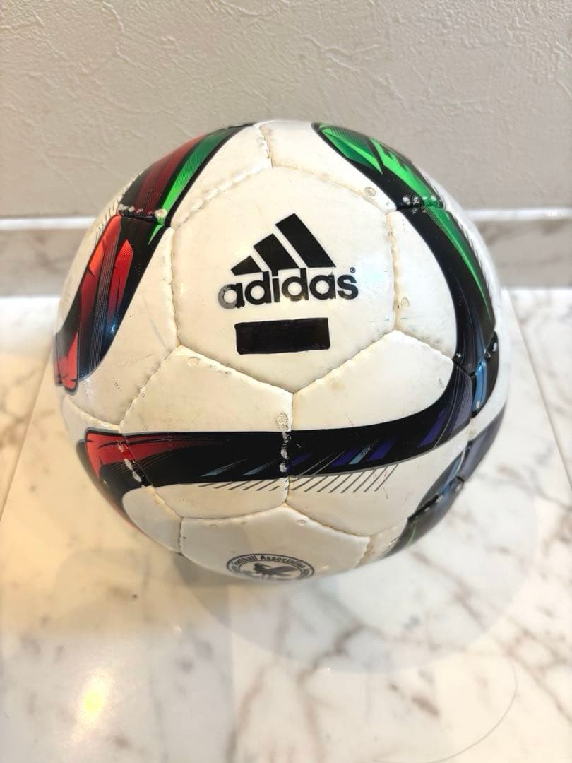 アッキー様！アディダス adidas フットサルボール 小学生用 AFF3000 — image 4