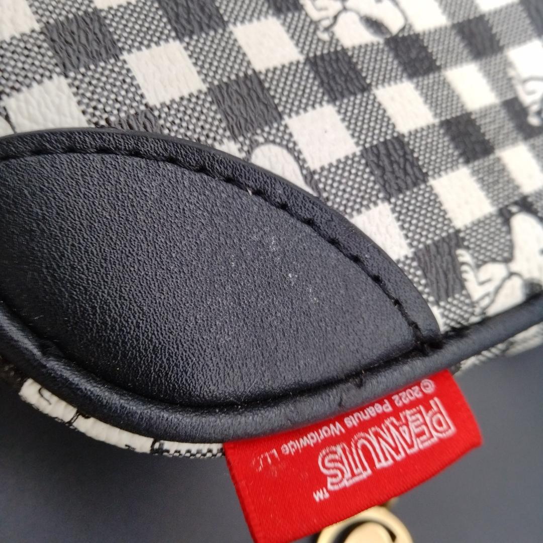 ★【美品】PEANUTS スヌーピー　ショルダーバッグ　チェック — image 4