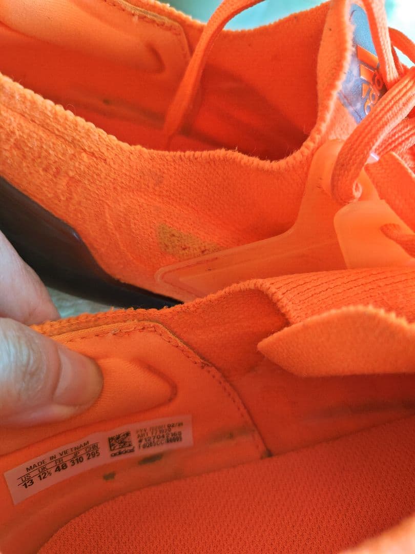 adidas Ultraboost オレンジ スニーカー — image 4