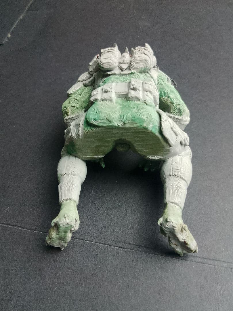 けん様用座って人間観察するプレデター — image 5