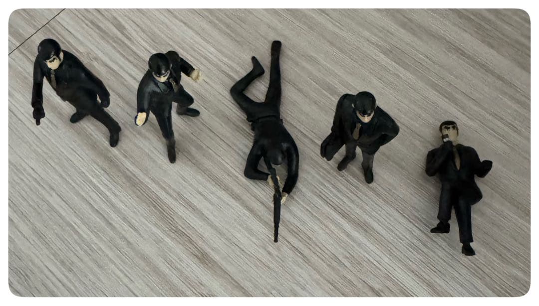 UCC ゴルゴ13 フィギュアコレクション 5種セット 非売品 — image 2