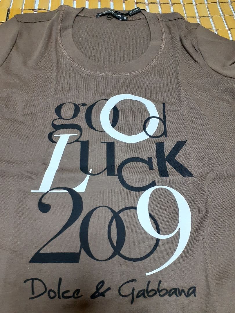 今年の夏‼️はお洒落に男女兼用‼️Dolce & Gabbana Tシャツ 48 — image 3
