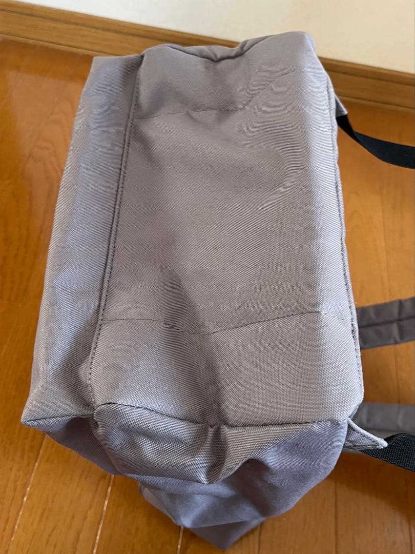 Champion グレーのリュックサック — image 5