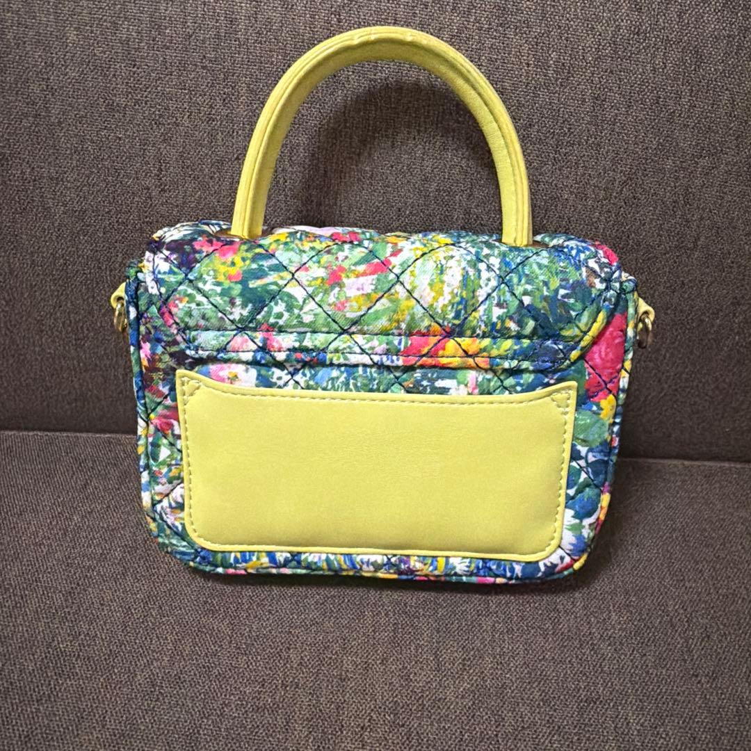 ダイアナ　花柄 キルティング 2WAY ハンドバッグ　ショルダーバッグ — image 2