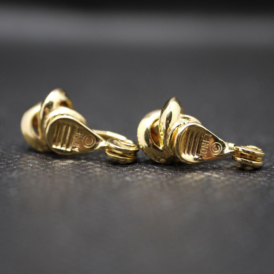 希少 MONET モネ ゴールド ノットデザイン イヤリング 綺麗な状態 — image 5