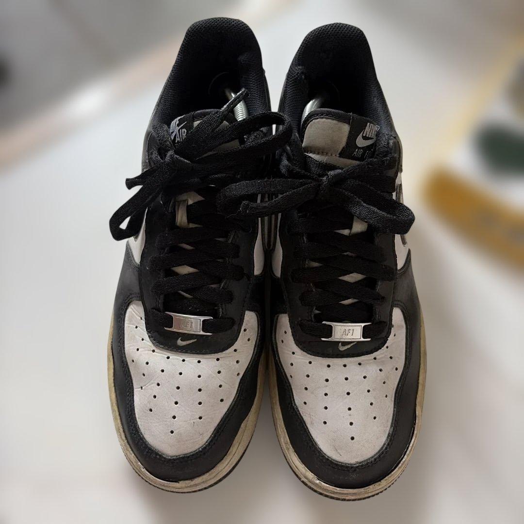 NIKE AIR FORCE 1 Black White — image 2