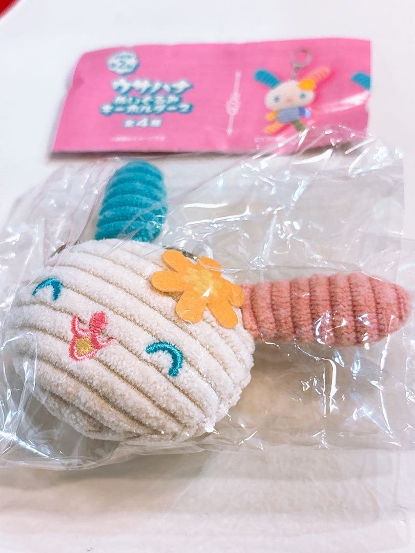 大人気♡ウサハナ　ぬいぐるみキーホルダー ガチャガチャ — image 3