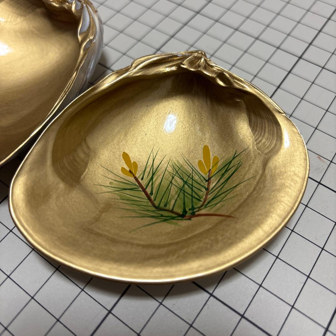 貝香合　松の絵柄の金色香合 — image 3