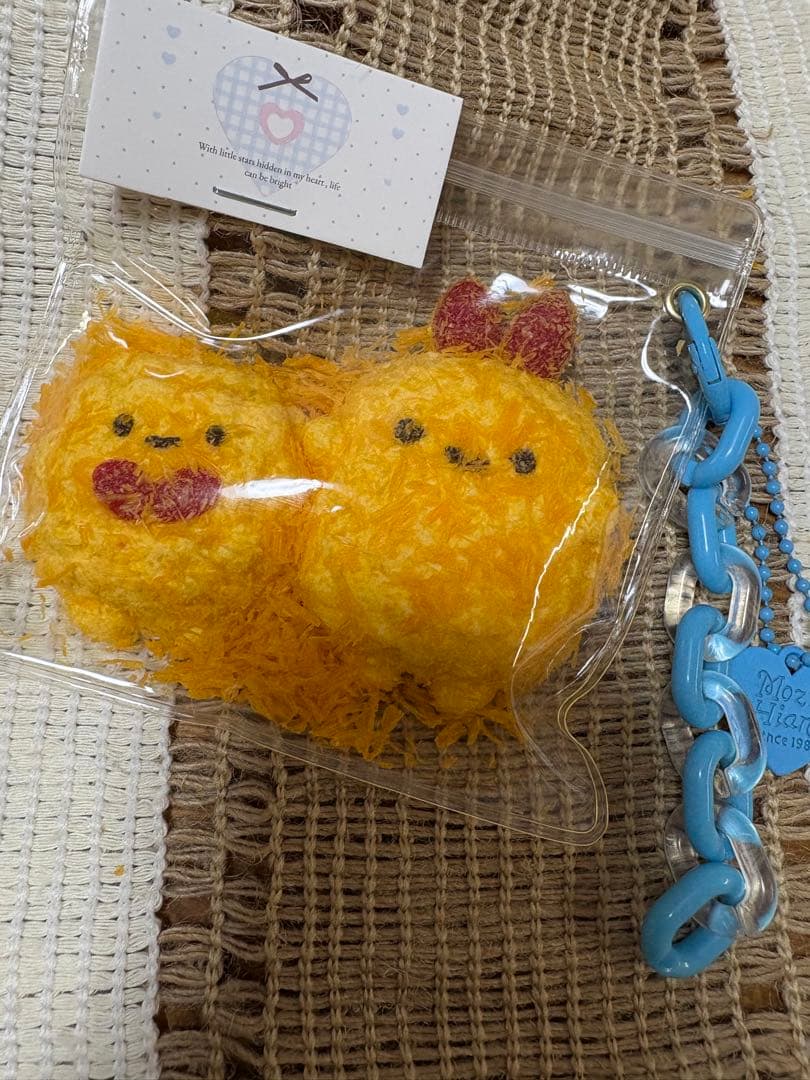 300円スタート　新品　サクサク　海老フライ　スクイーズ　揚げ物　キーホルダー — image 2