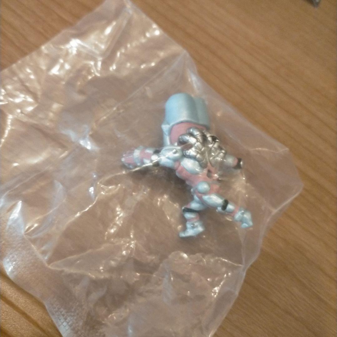 ジョジョの奇妙な冒険 クレイジー・ダイヤモンド ガシャポン — image 3