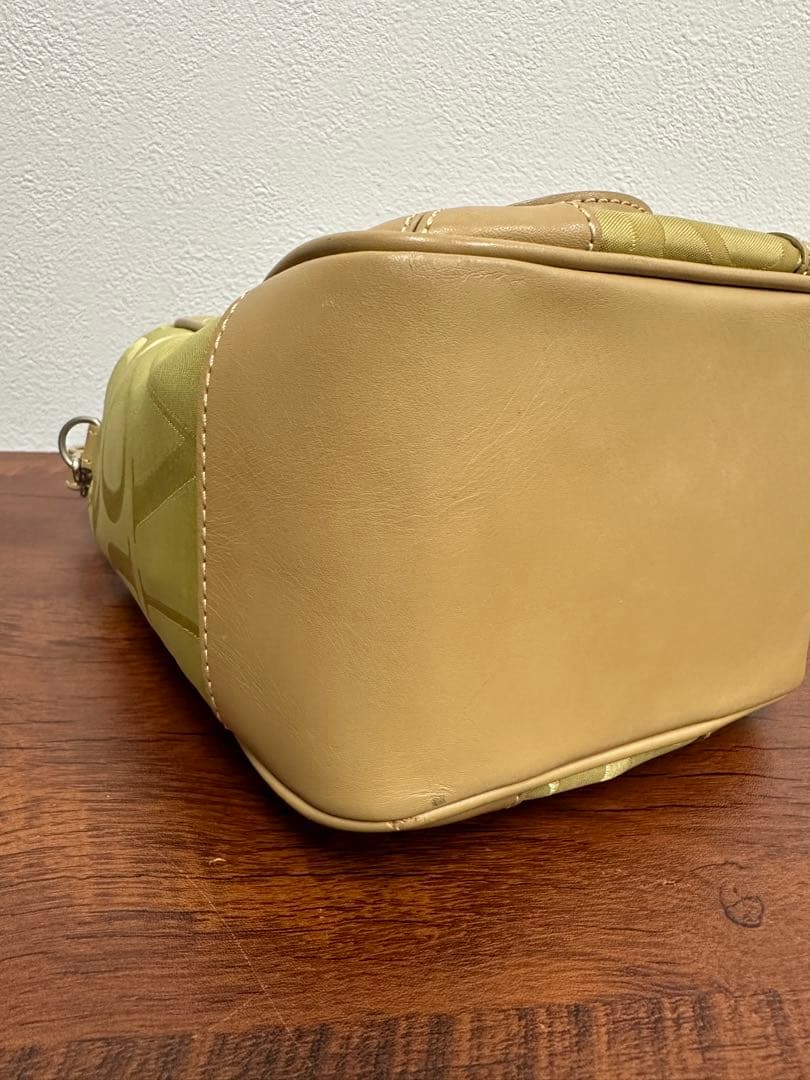★未使用品★LOUVROUSE ルーブルーゼ ハンドバッグ グリーン 黄緑 — image 5