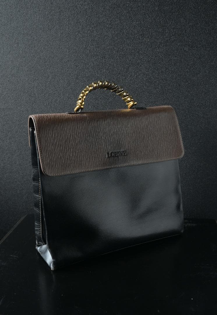 【LOEWE 】ロエベ ベラスケス ツイストハンドル ヴィンテージ レザーバッグ — image 2
