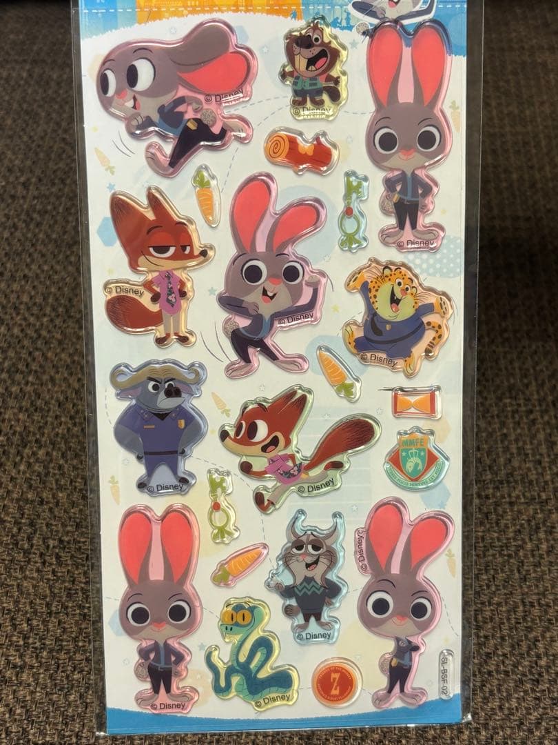 お値下げ中‼️【正規品】ズートピア　ぷっくりクリアシール　2枚セット — image 3