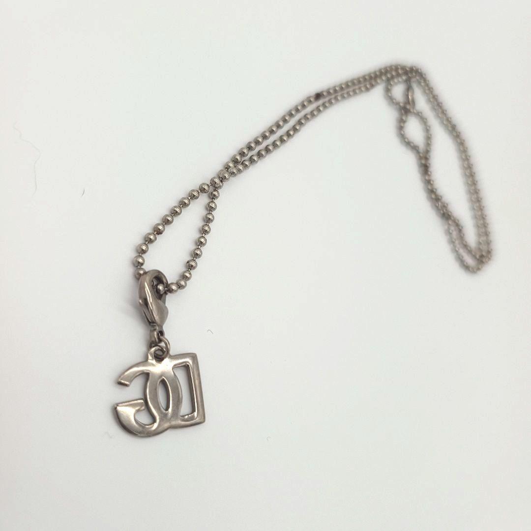 Dolce & Gabbana DG ロゴ ネックレス　シルバー　美品 — image 3